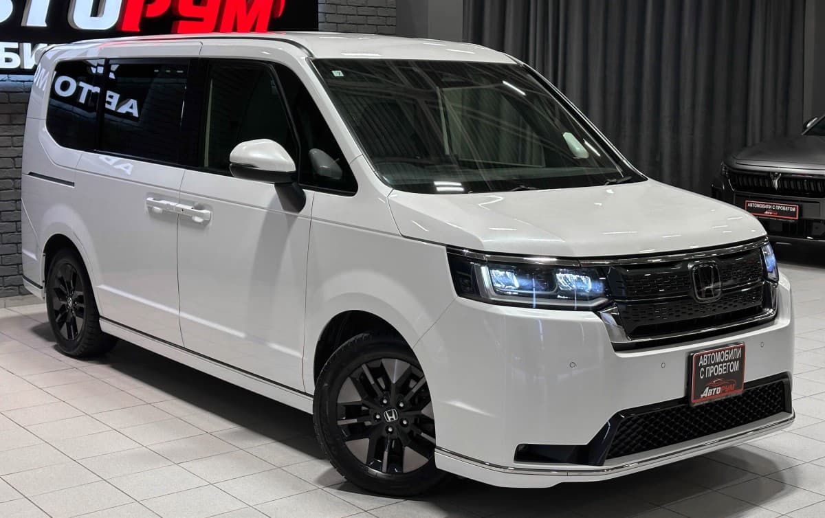 Honda Stepwgn Spada - 5